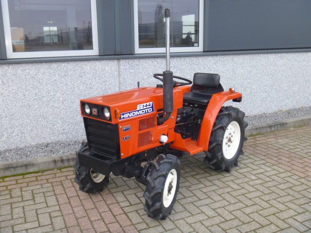 Hinomoto C144 4wd