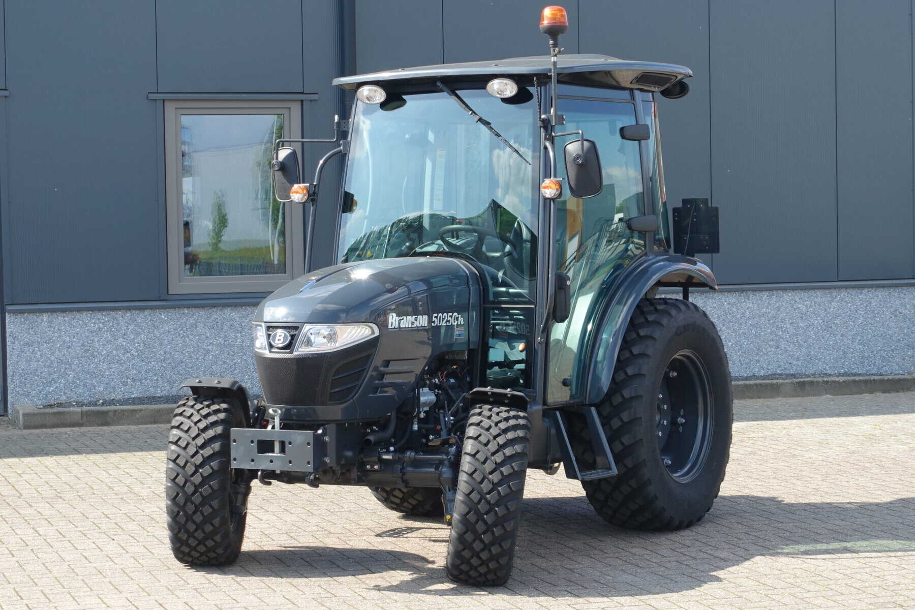Branson 5025CH 4wd HST