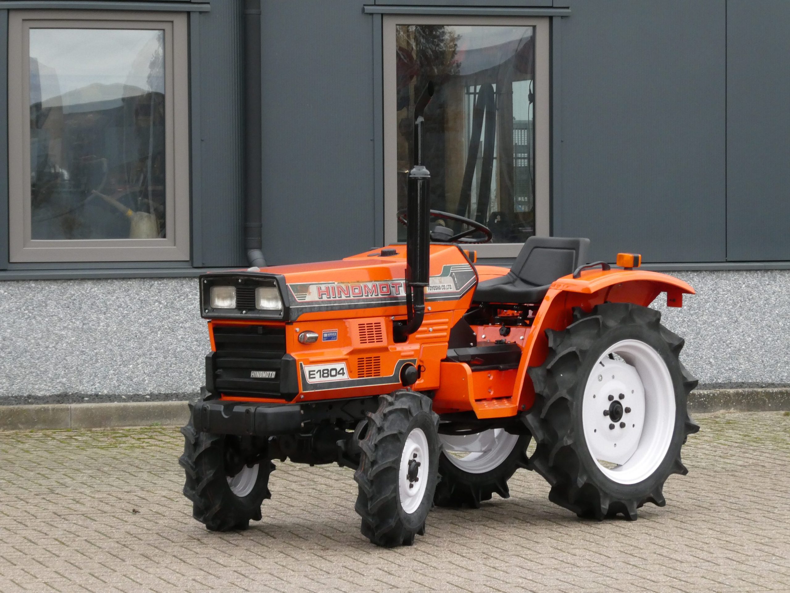 Hinomoto E1804 4wd