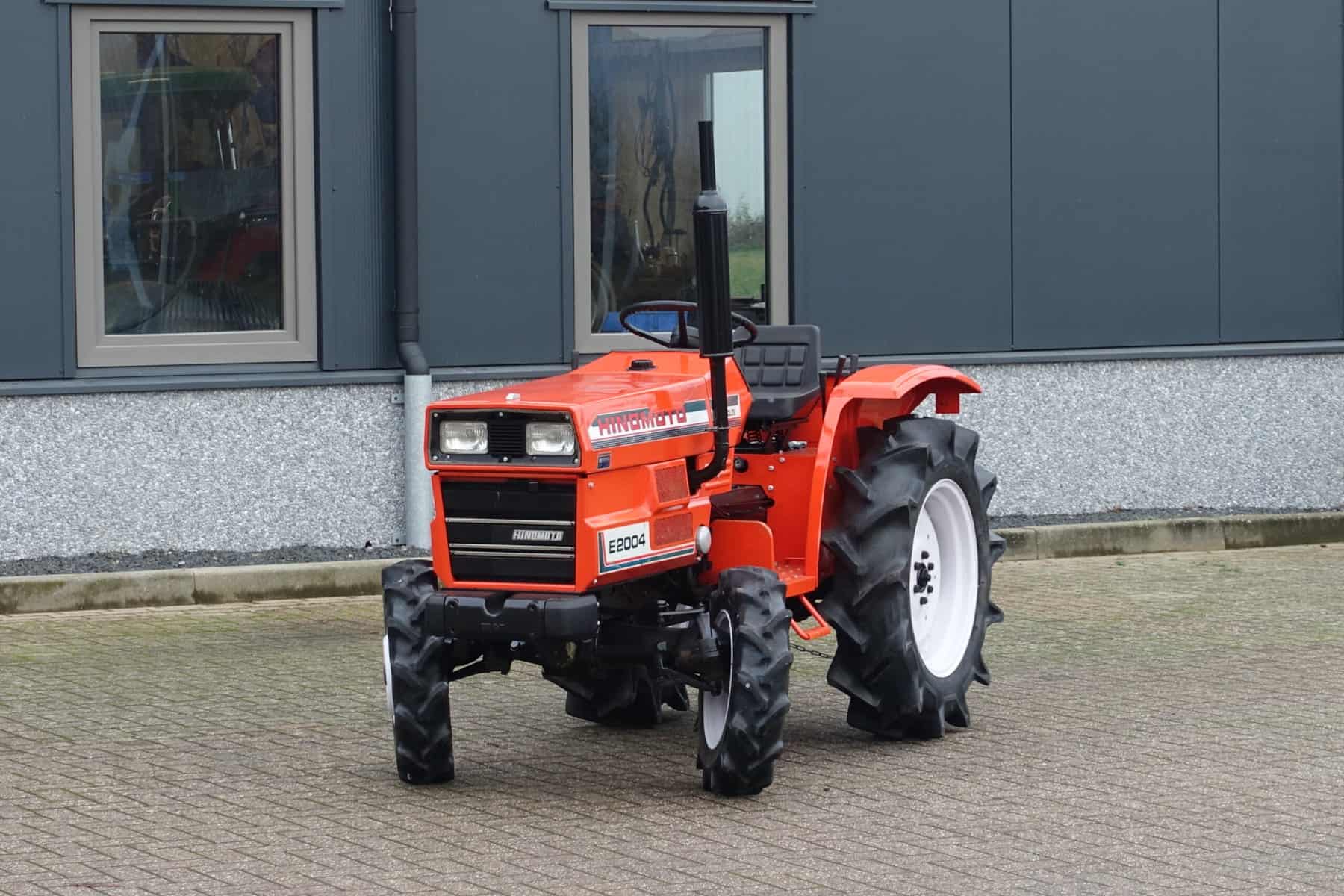 Hinomoto E2004 4wd