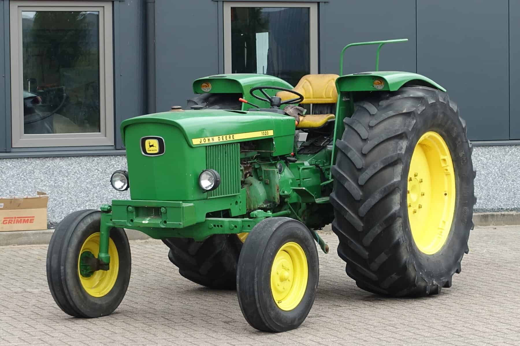John Deere 1020 2wd