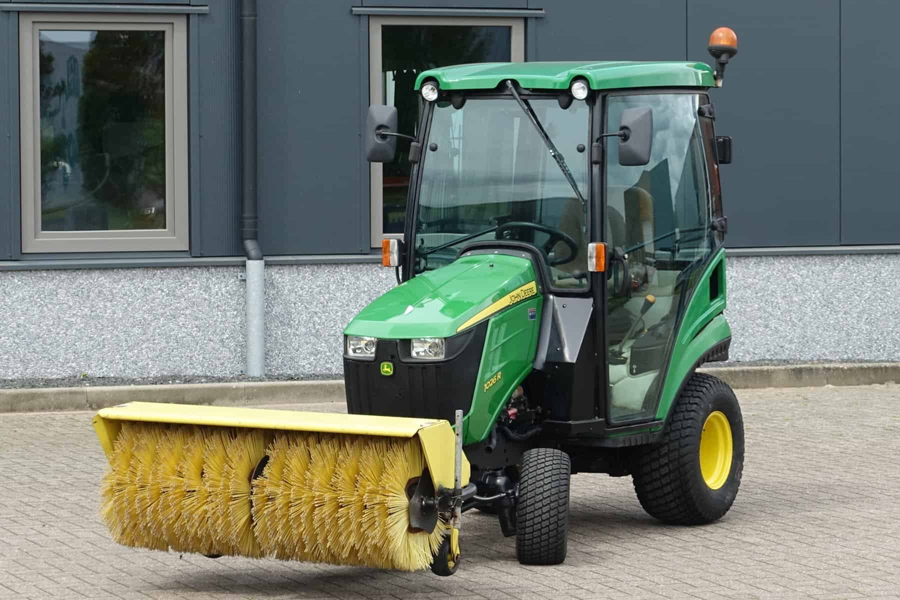 John Deere 1026R 4wd HST