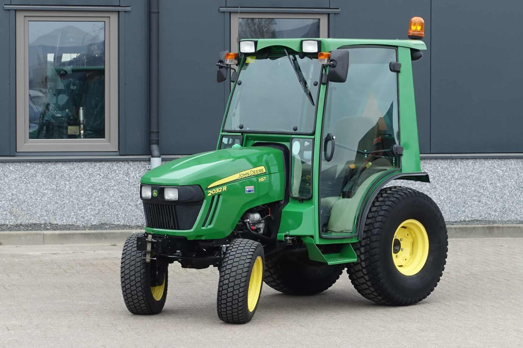 John Deere 2032R 4wd HST