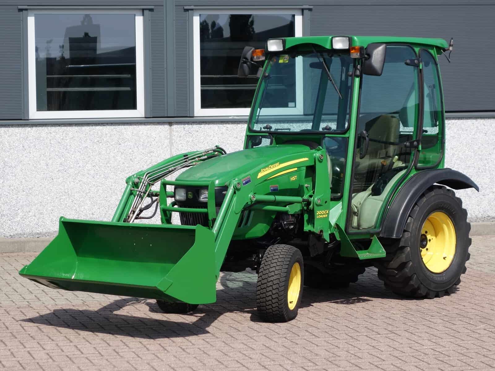 John Deere 2520 4wd HST