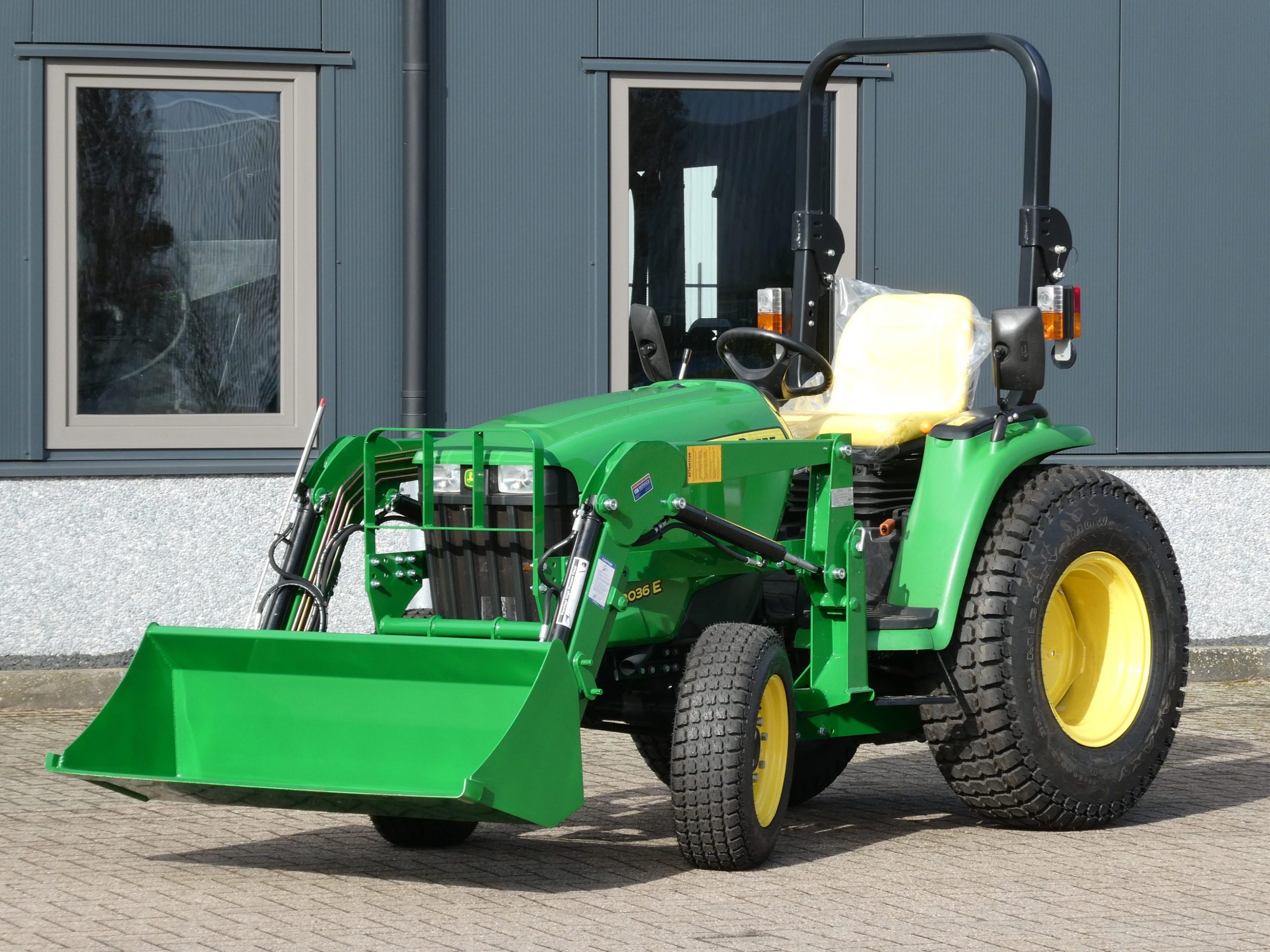 John Deere 3036E 4wd HST
