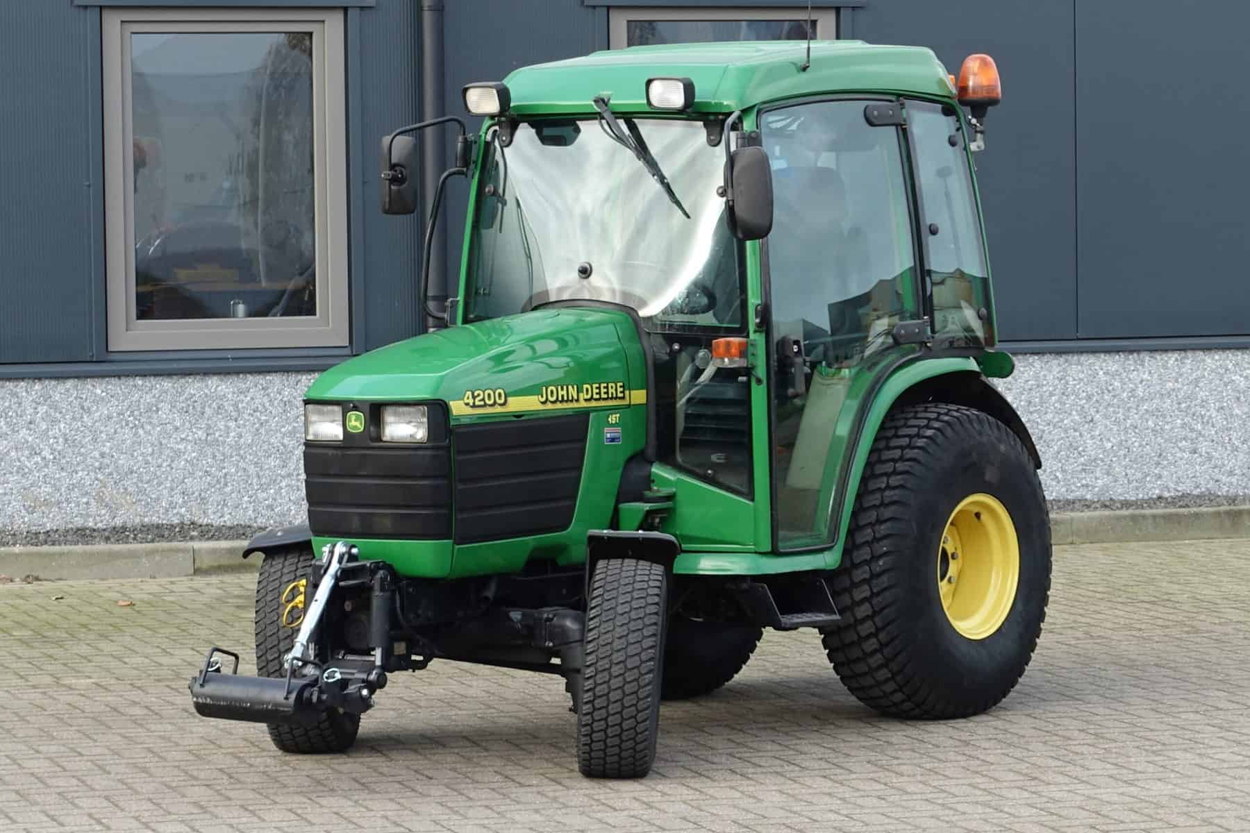 John Deere 4200 4wd HST