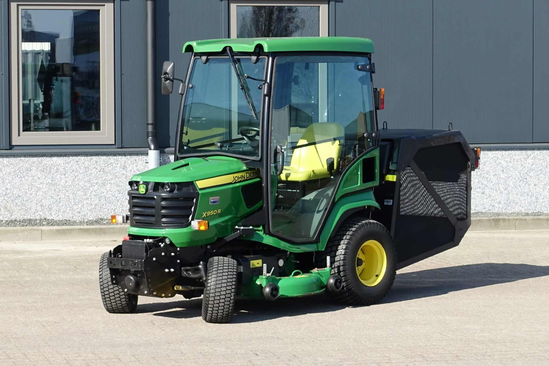 John Deere X950R