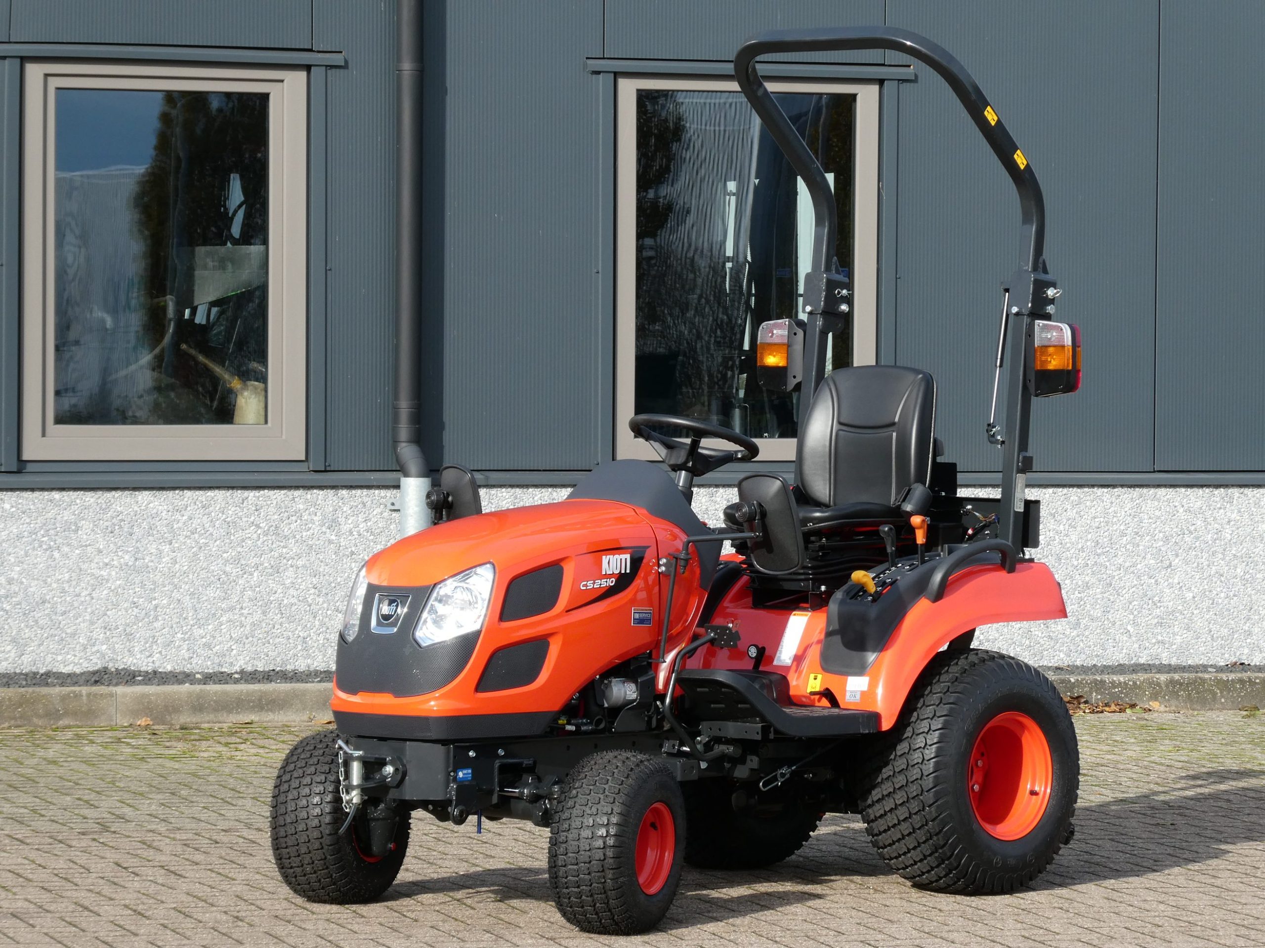 Kioti CS2510 4wd HST