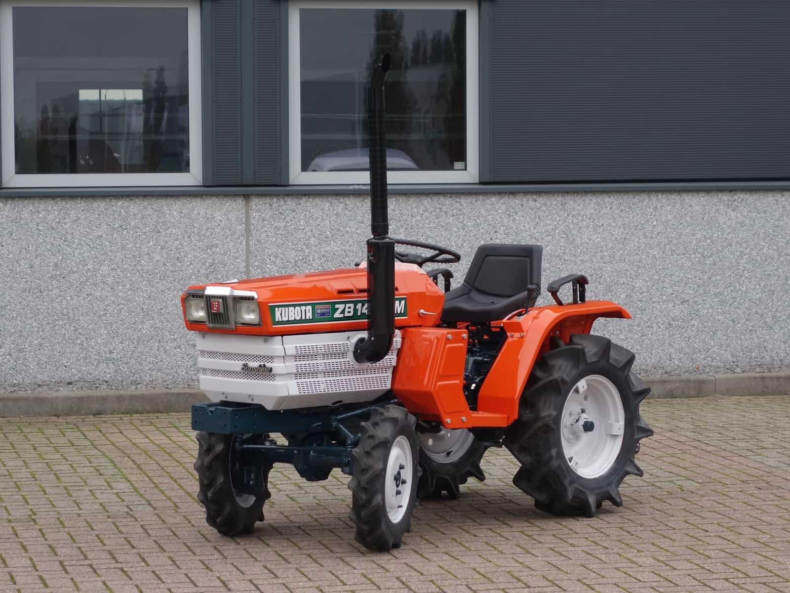 Kubota B1402 4wd