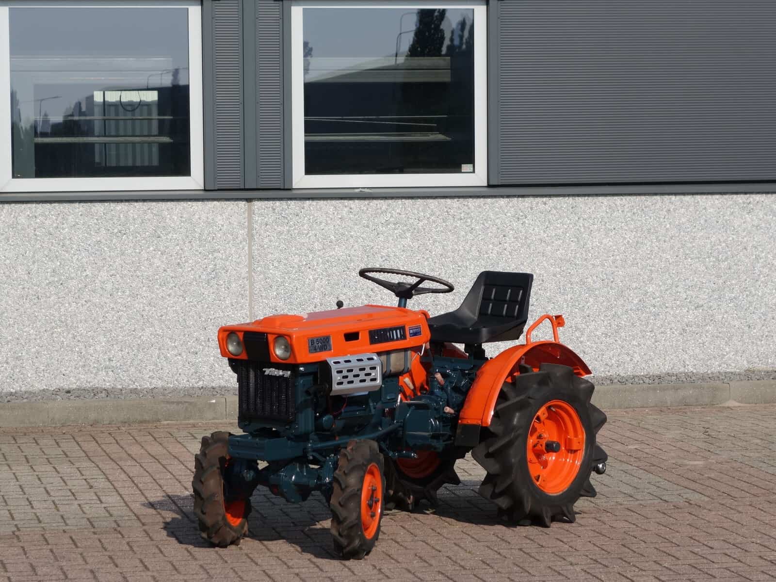 Kubota B5000 4wd