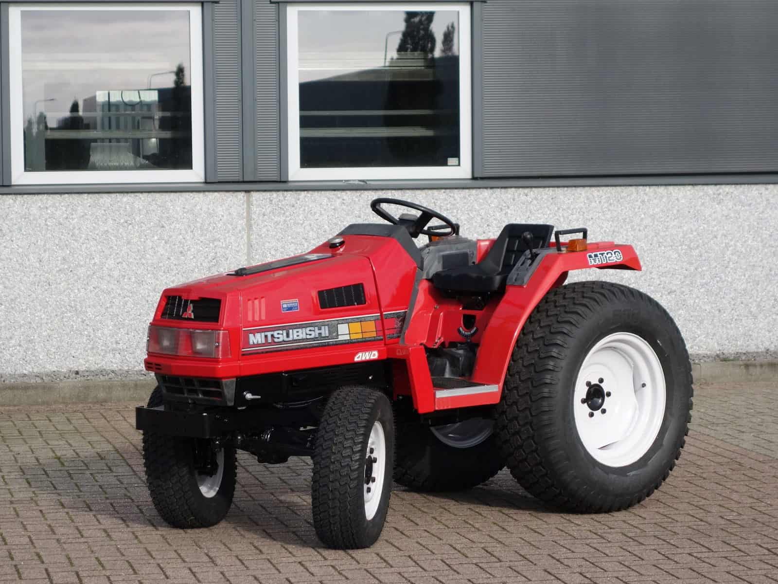 Mitsubishi MT20 4wd