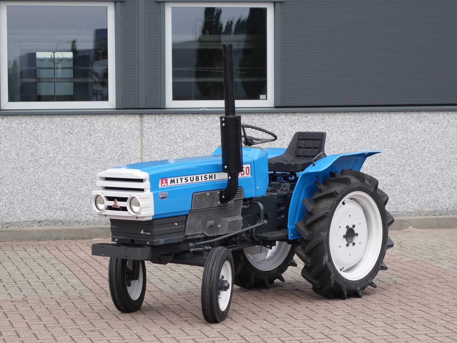 Mitsubishi D1850 2wd
