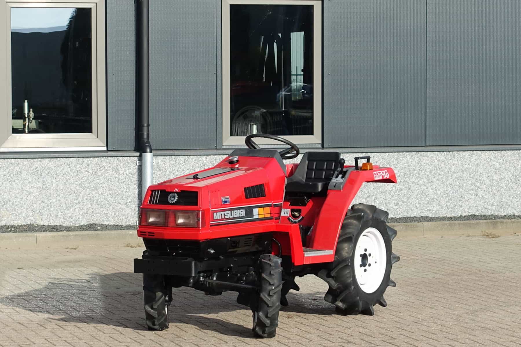 Mitsubishi MT14 4wd