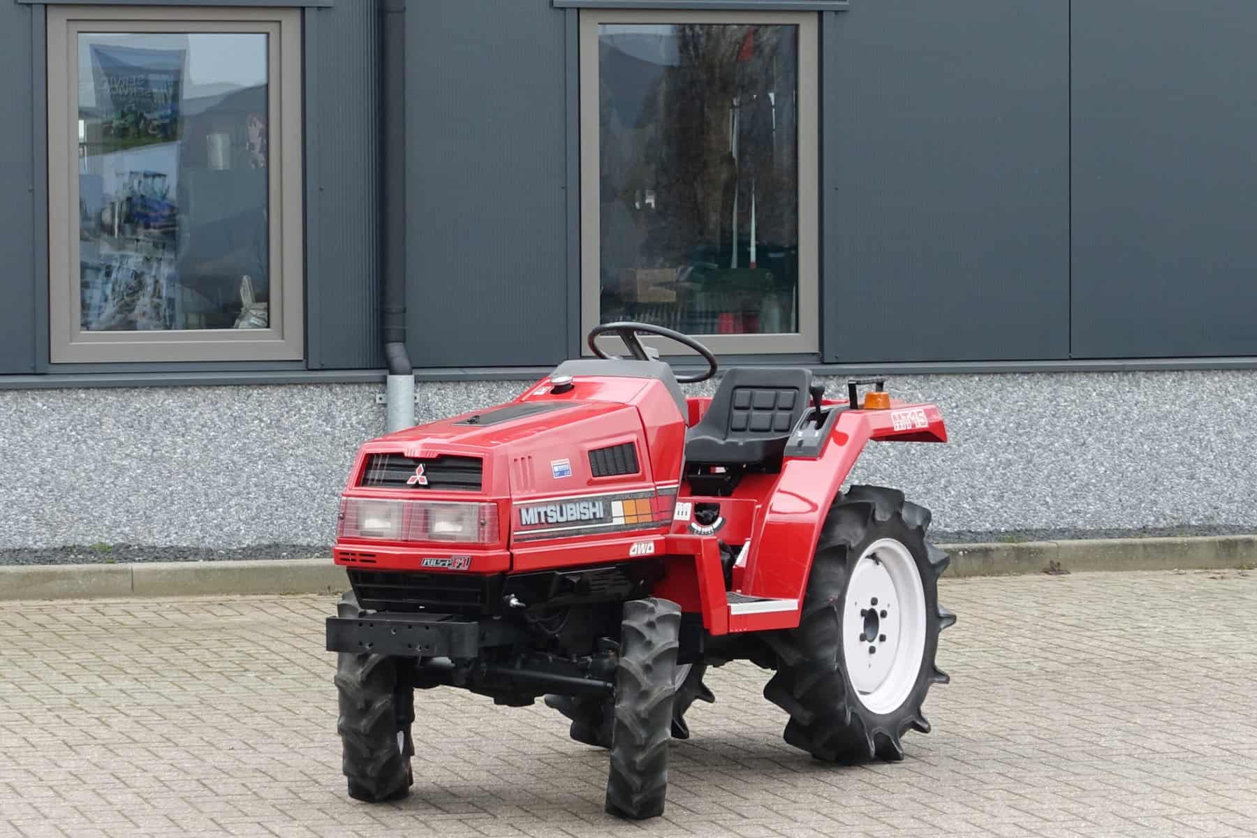 Mitsubishi MT15 4wd