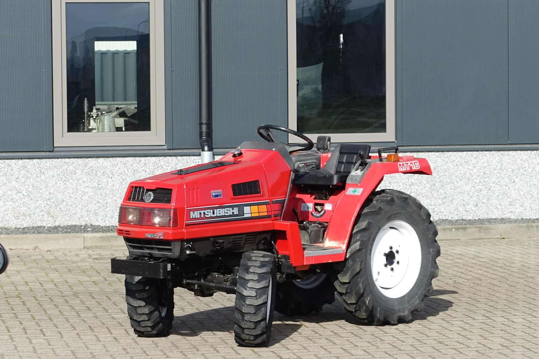 Mitsubishi MT16 4wd