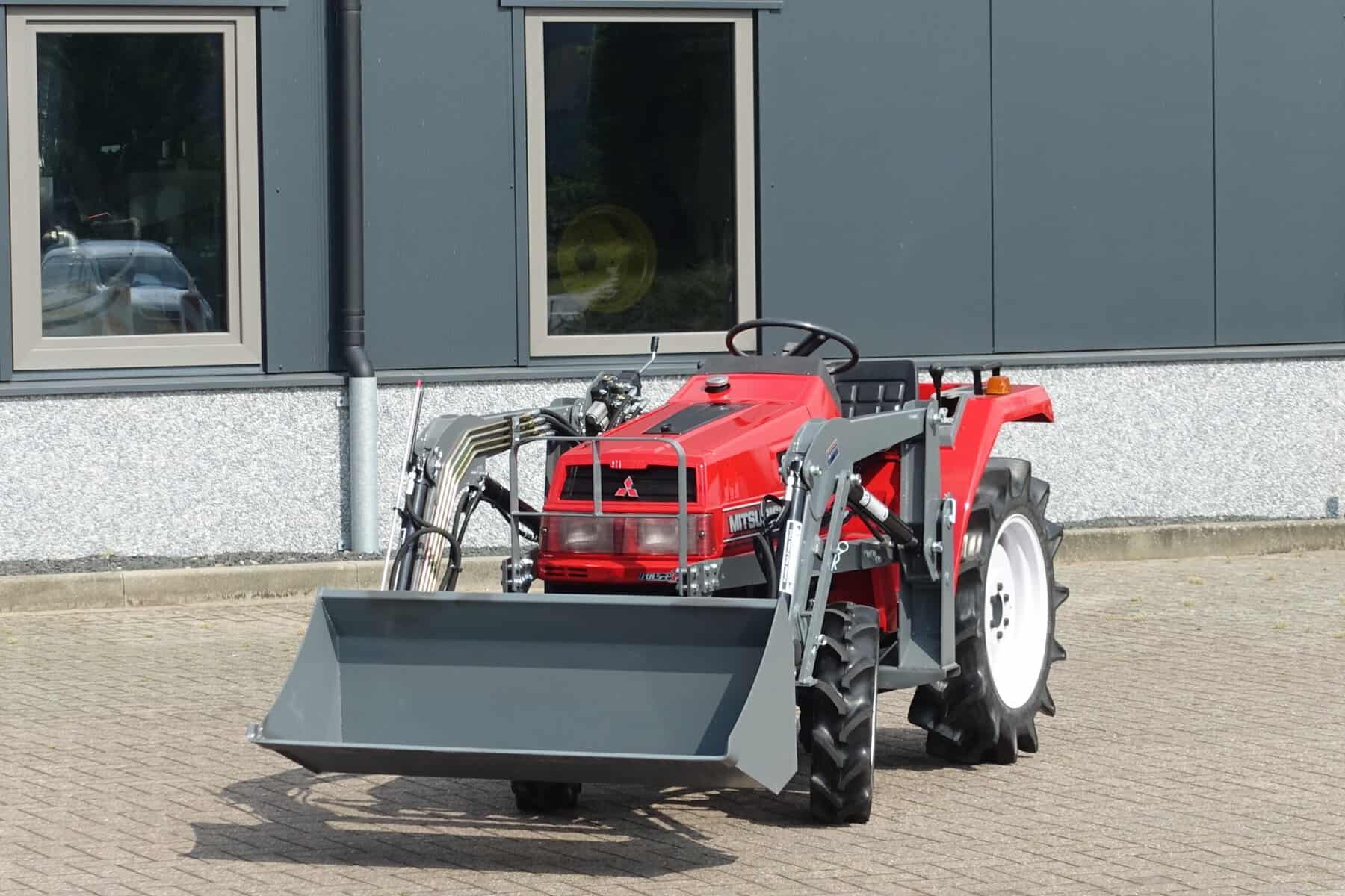 Mitsubishi MT16 4wd