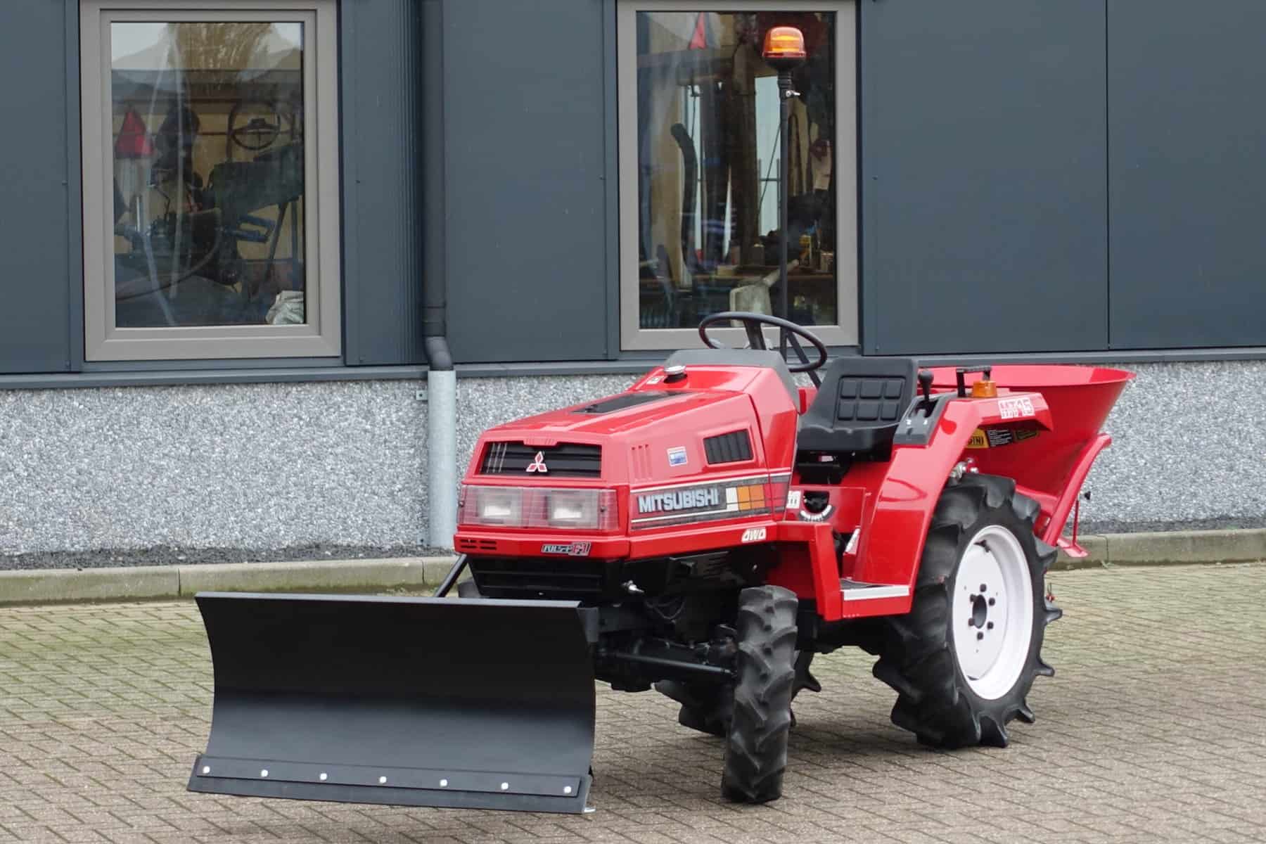 Mitsubishi MT15 4wd