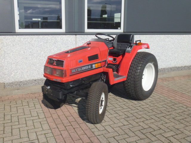 Mitsubishi MT18 4wd