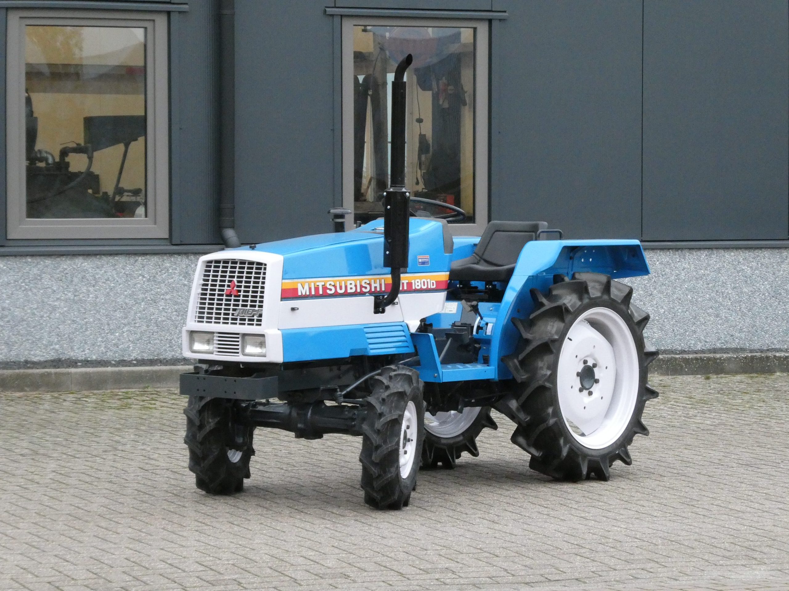 Mitsubishi MT1801D 4wd