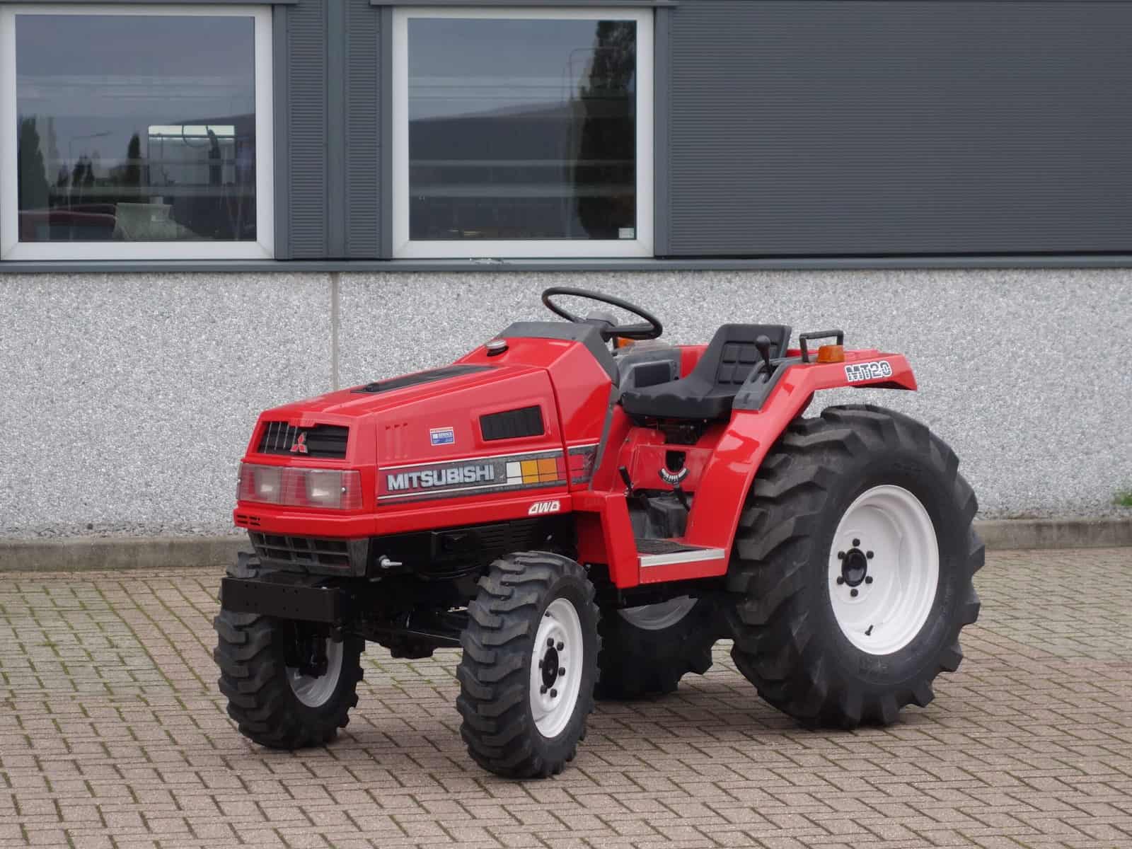 Mitsubishi MT20 4wd
