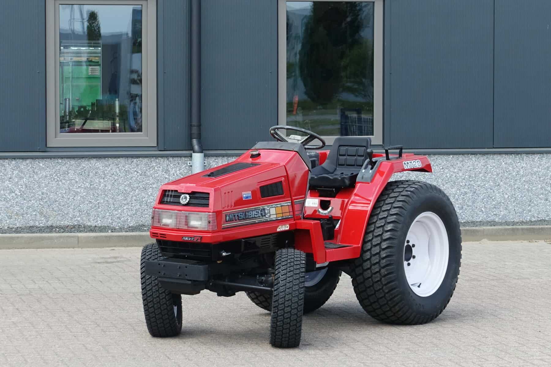 Mitsubishi MT20 4wd