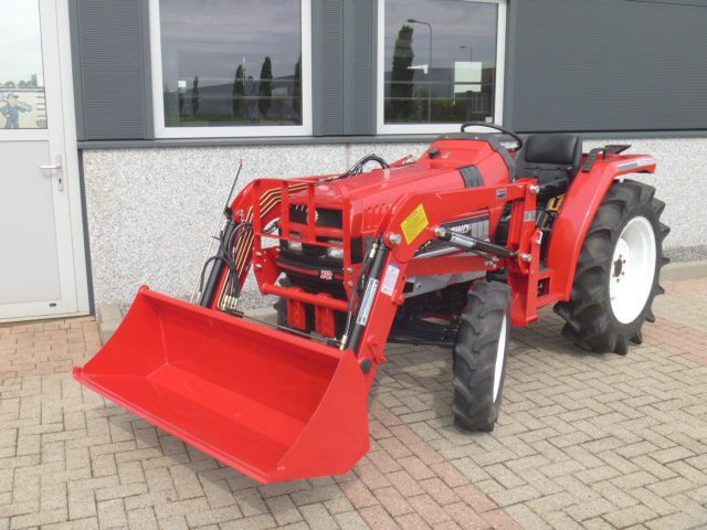 Mitsubishi MT25 4wd