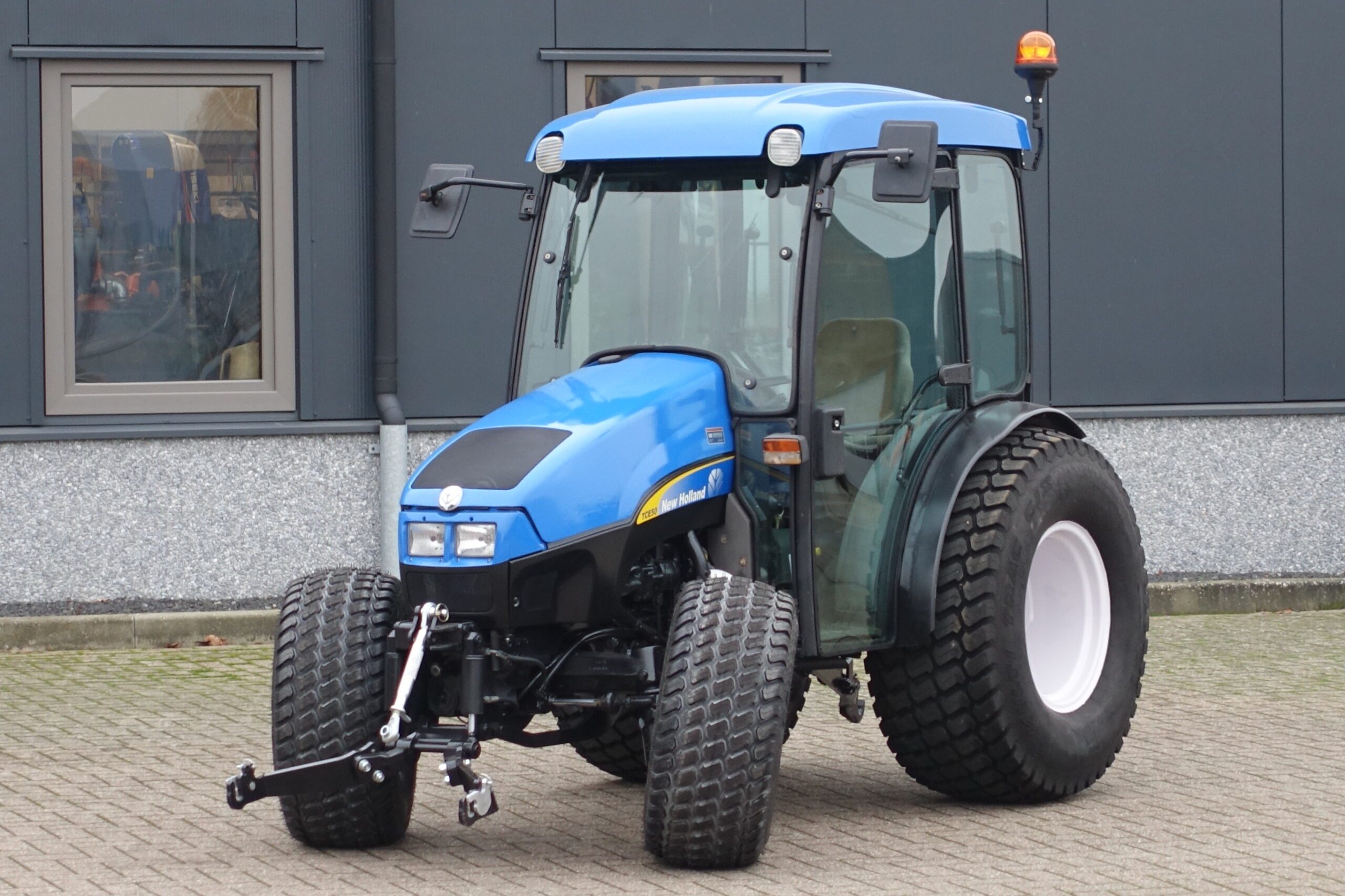New Holland TCE40 4wd