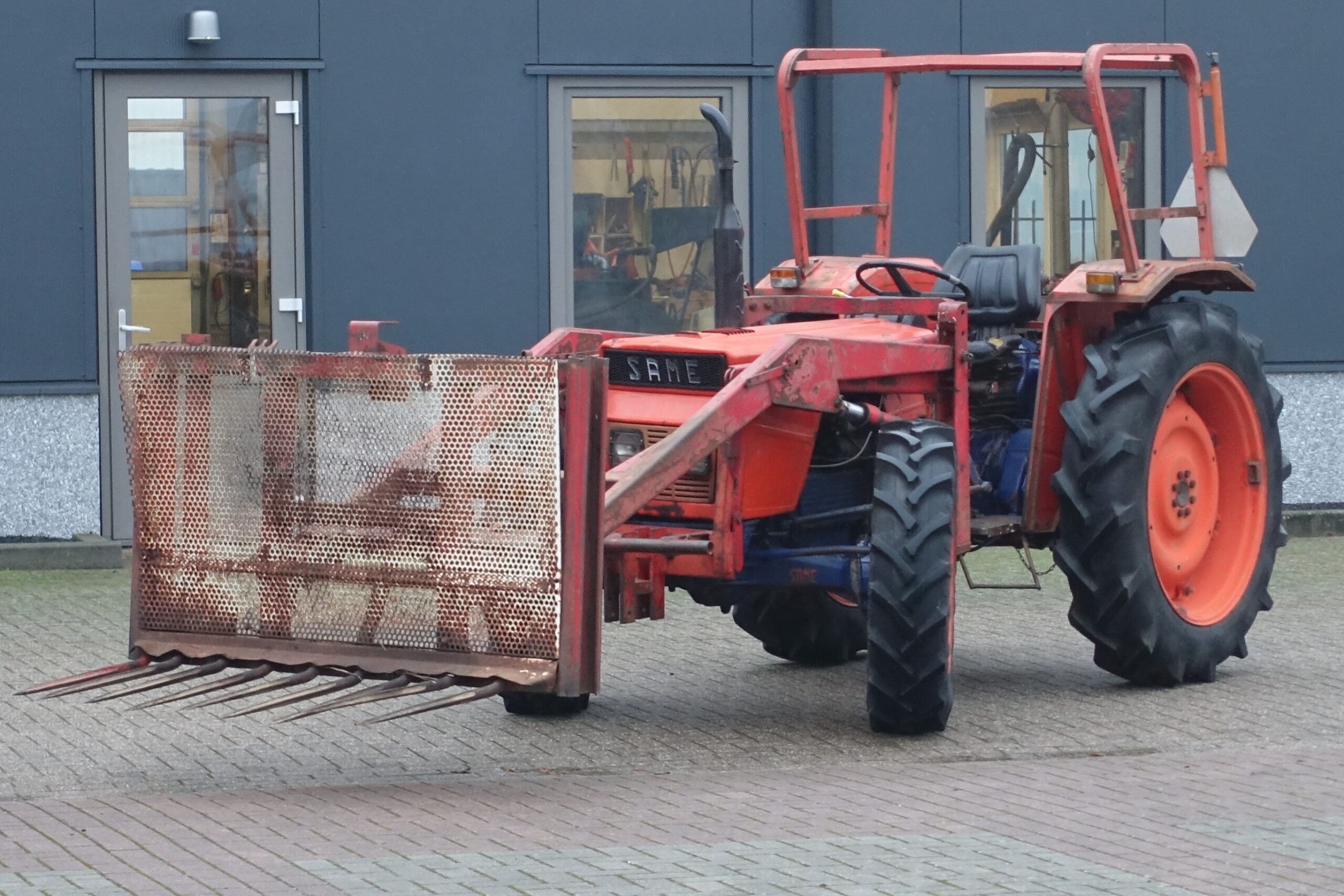 Voorlader Same