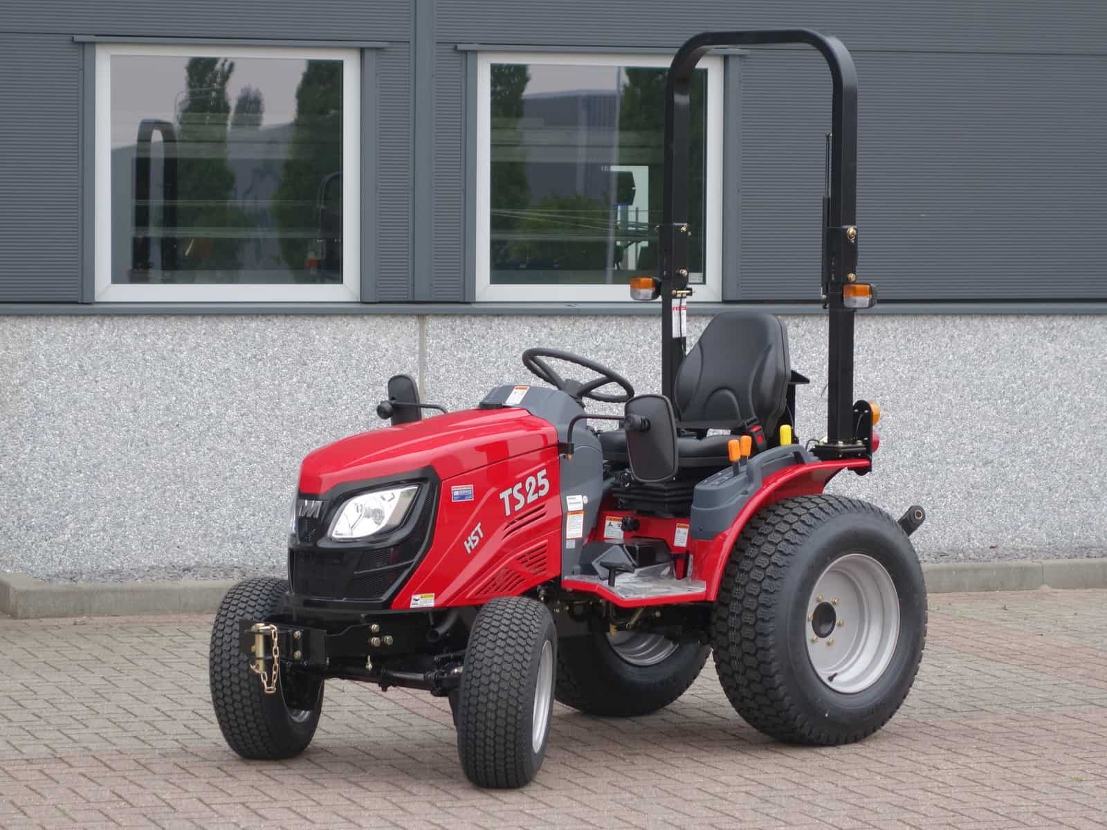 TYM TS25 4wd HST