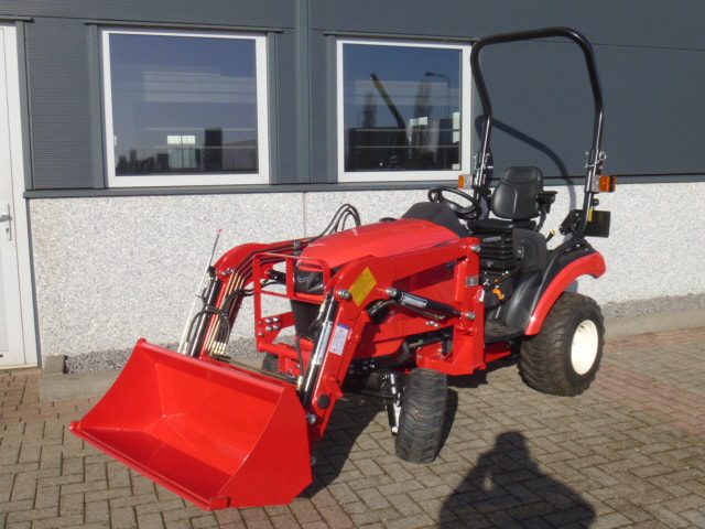 Yanmar SA221 4wd HST