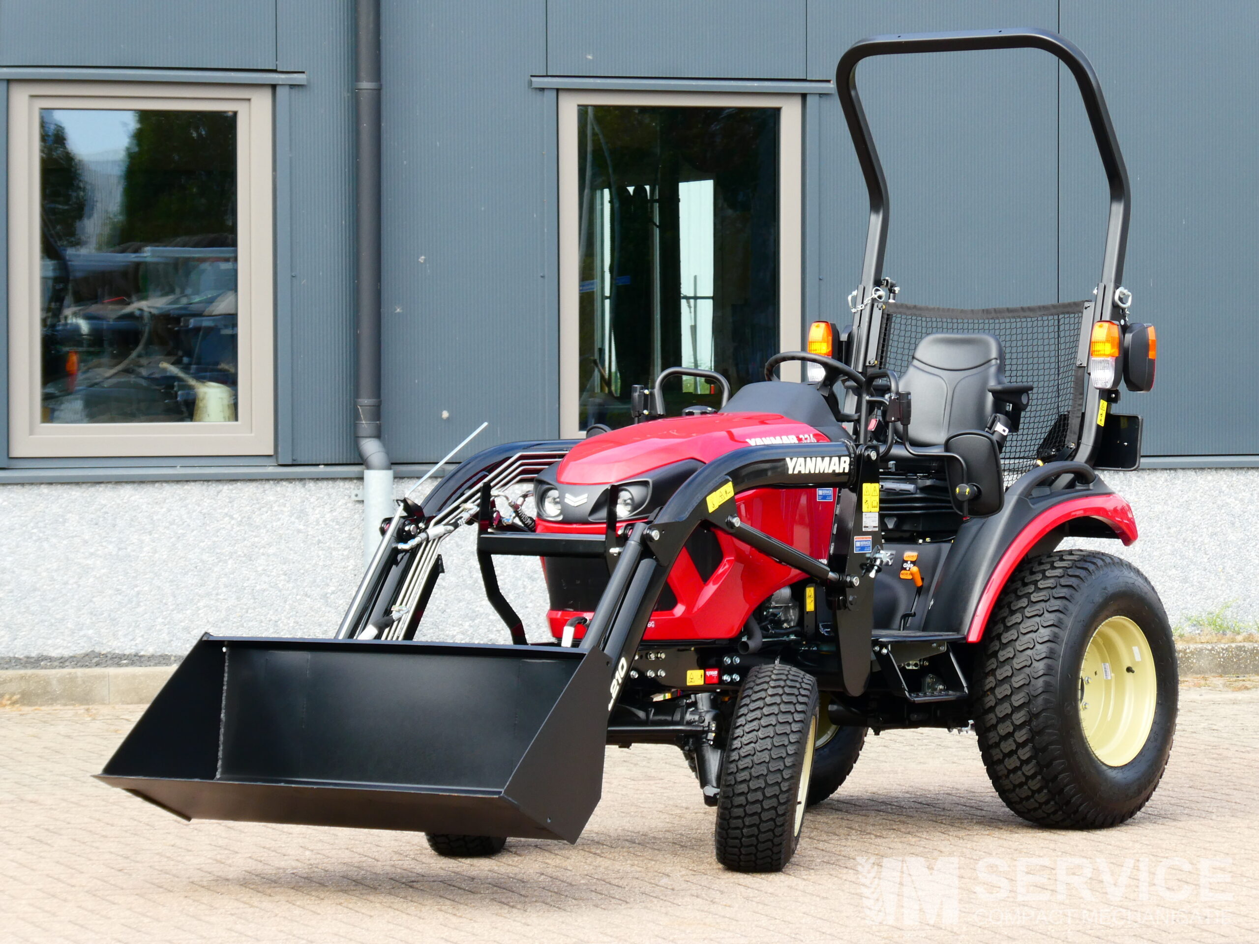 Yanmar SA326 4wd HST